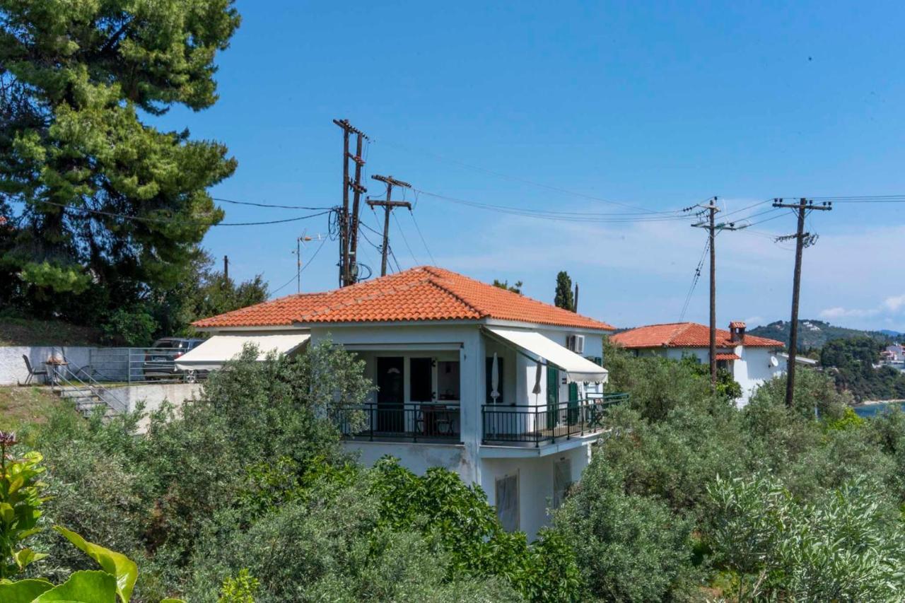 Holiday home Ftelia House *