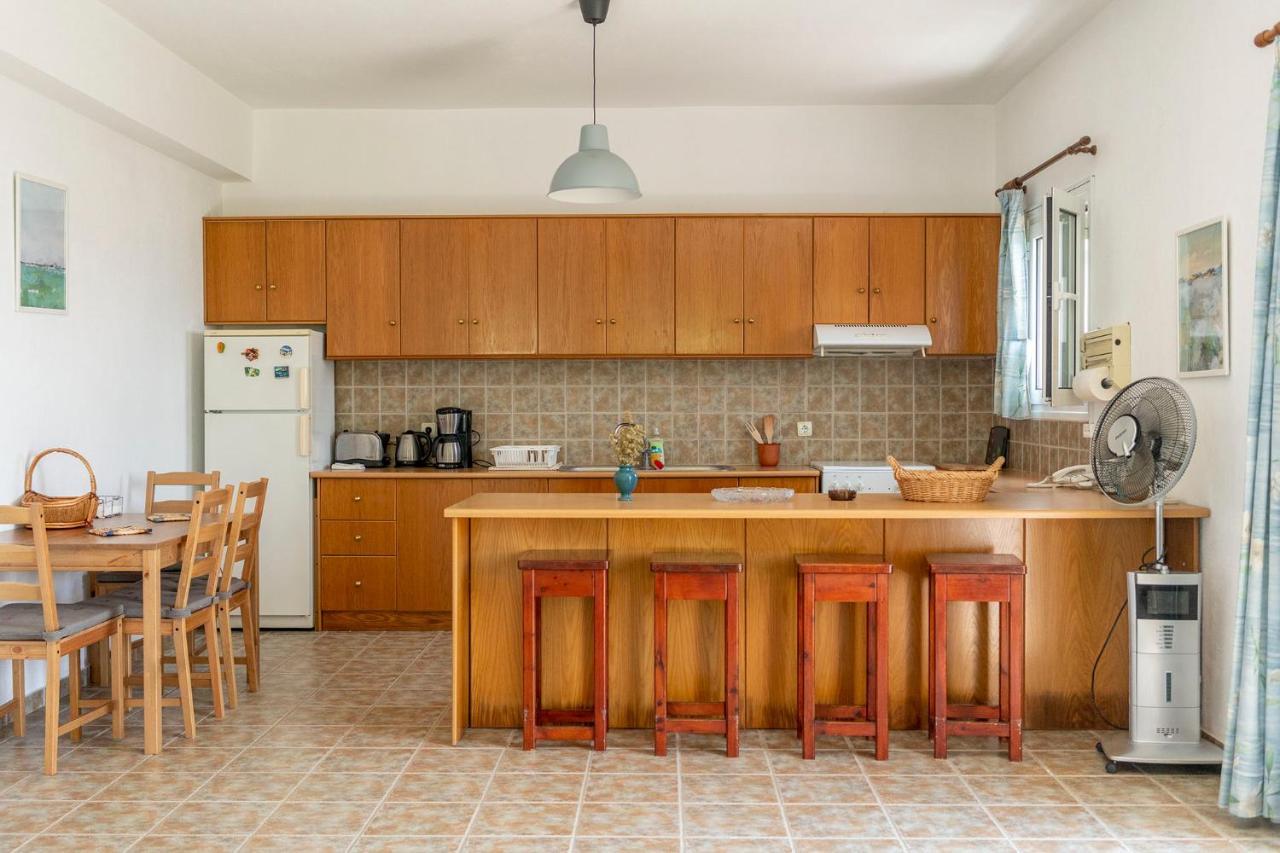 Holiday home Ftelia House